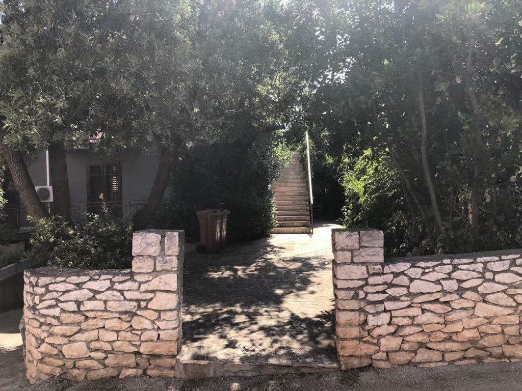 Bed & Breakfast Kurtic Supetar Buitenkant foto