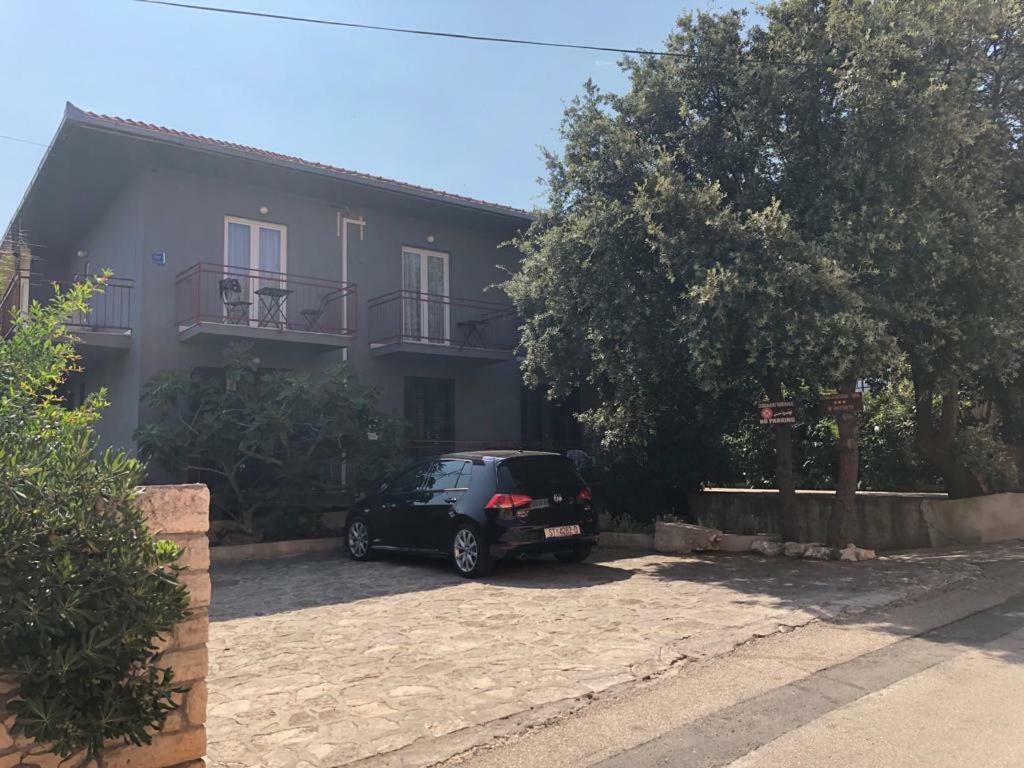 Bed & Breakfast Kurtic Supetar Buitenkant foto